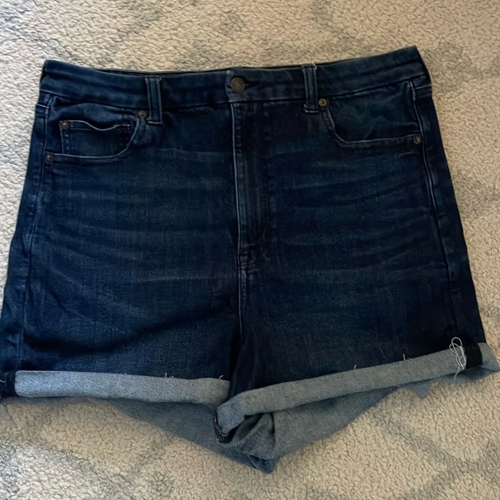 American Eagle Next Level Stretch Curvy Super High Rise Shortie sz18